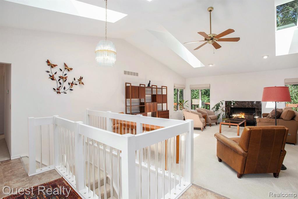 5780 Point Of The Woods Drive, West Bloomfield, MI 48324 — Photo 5