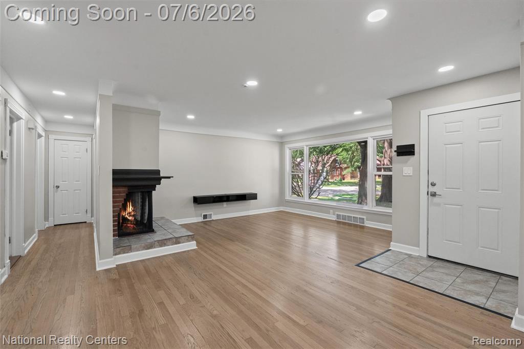 9984 Hemingway E, Redford, MI 48239 — Photo 6