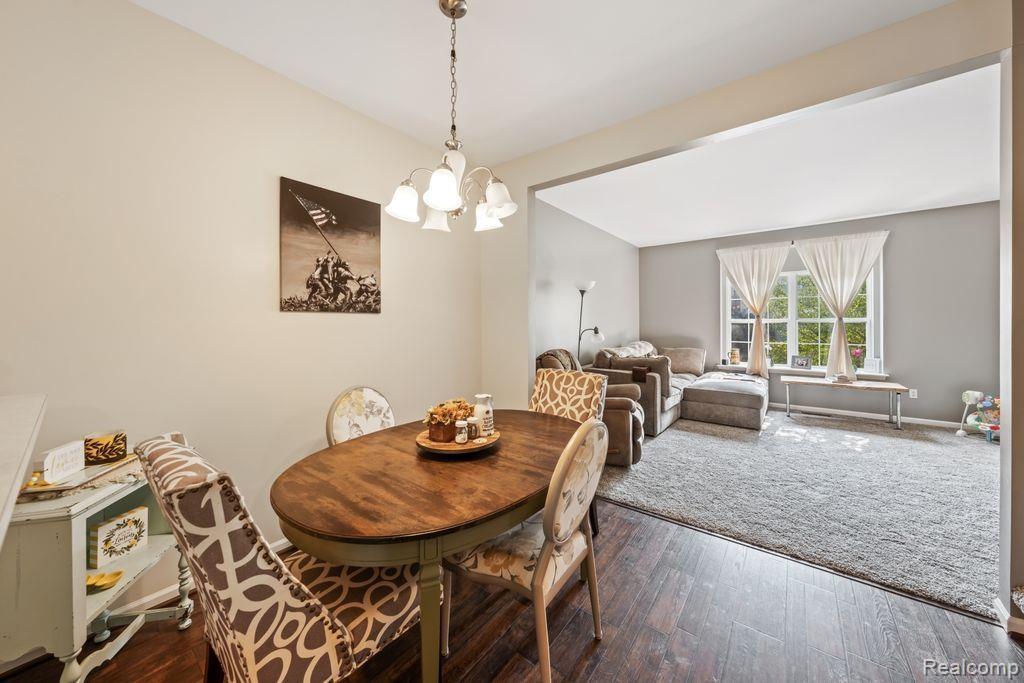 2177 KNOTTY PINE Trail, Howell, MI 48855 — Photo 10