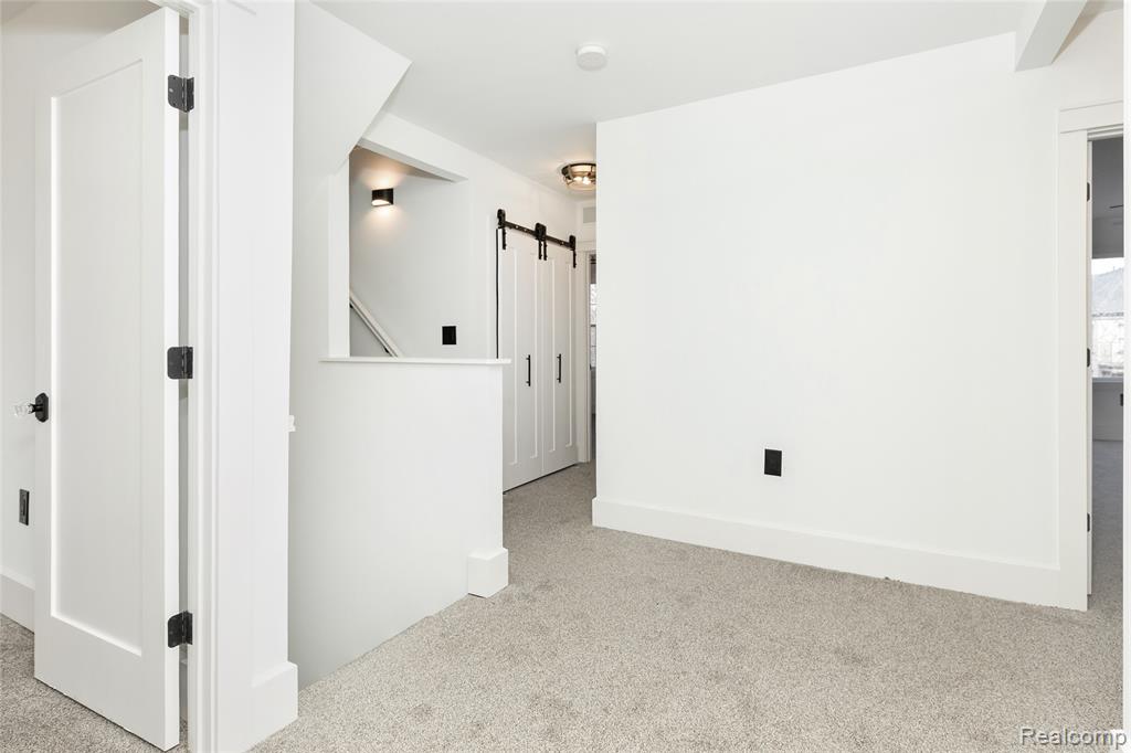 1583 Cadillac Boulevard, Detroit, MI 48214 — Photo 20