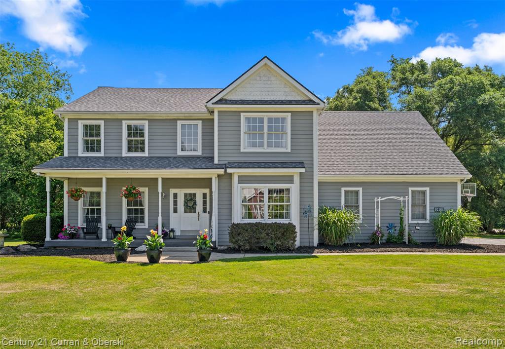 9298 Anacapa Bay Drive, Pinckney, MI 48169