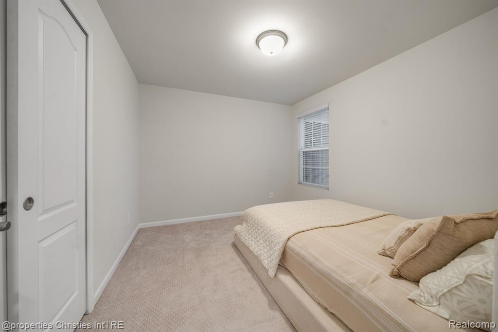 43580 PROSPECT, Novi, MI — Photo 19