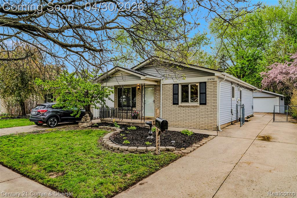 18490 Sumner, Redford, MI 48240 — Photo 2