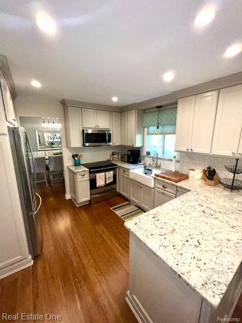 5158 Allison Drive, Troy, MI 48085 — Photo 8