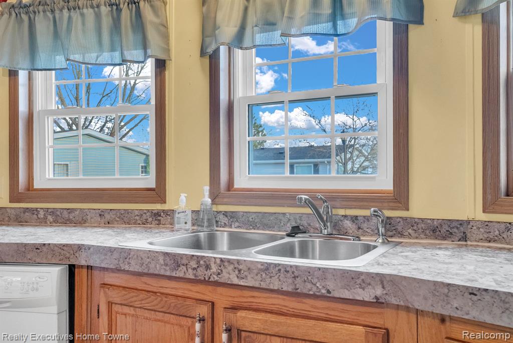 4333 24th Avenue, 80, Fort Gratiot, MI 48059 — Photo 14
