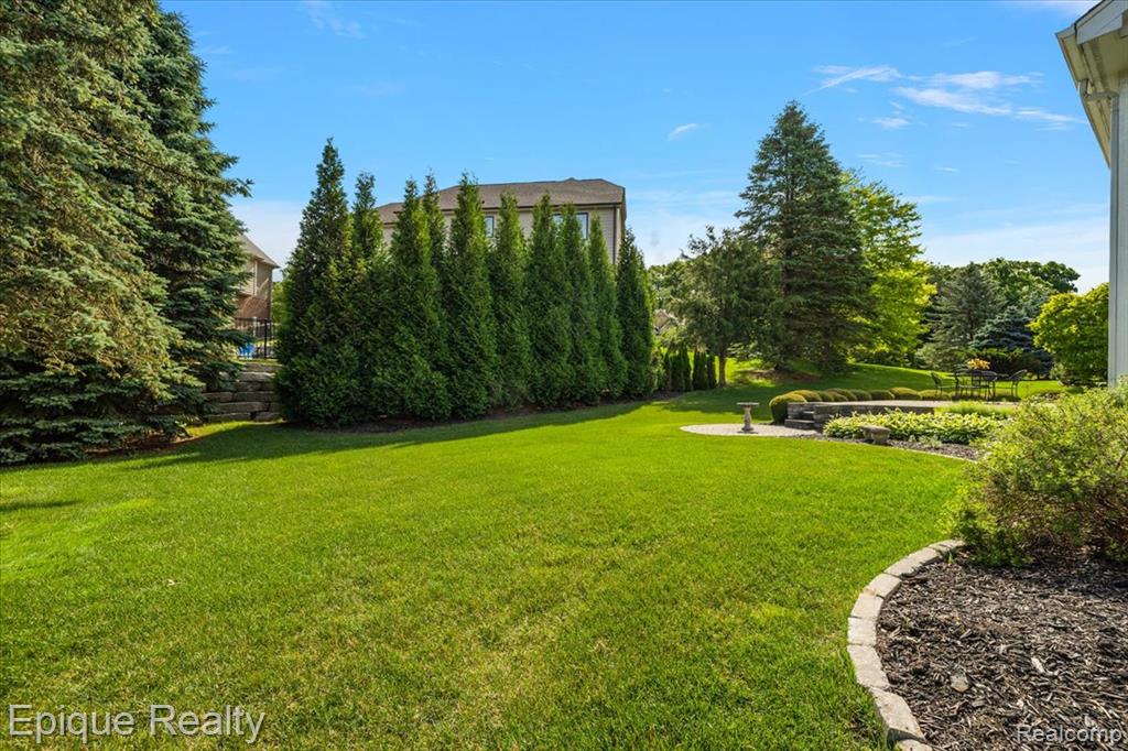 5675 Golf Pointe Drive, Clarkston, MI 48348 — Photo 73