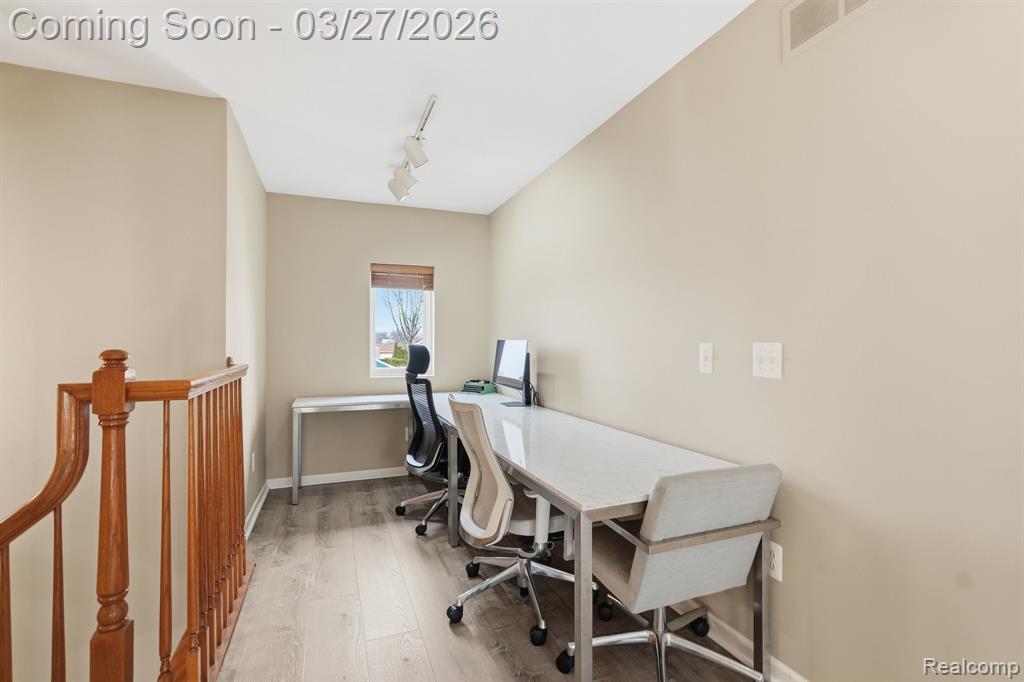 22432 Pointe Drive, Saint Clair Shores, MI 48081 — Photo 10