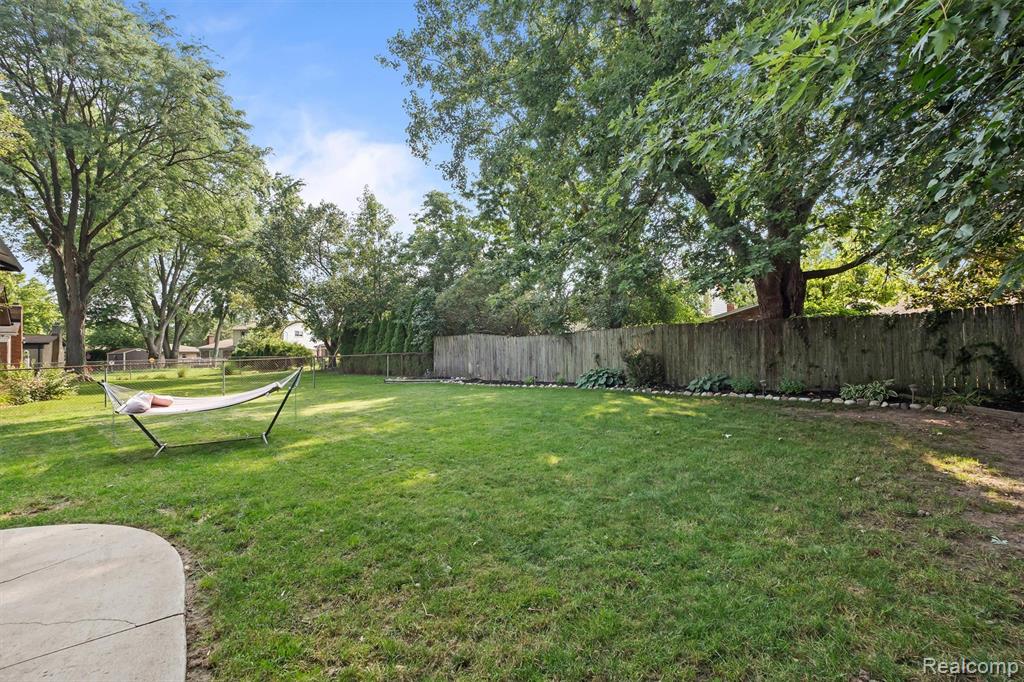 44211 Brandywyne Road, Canton, MI 48187 — Photo 30