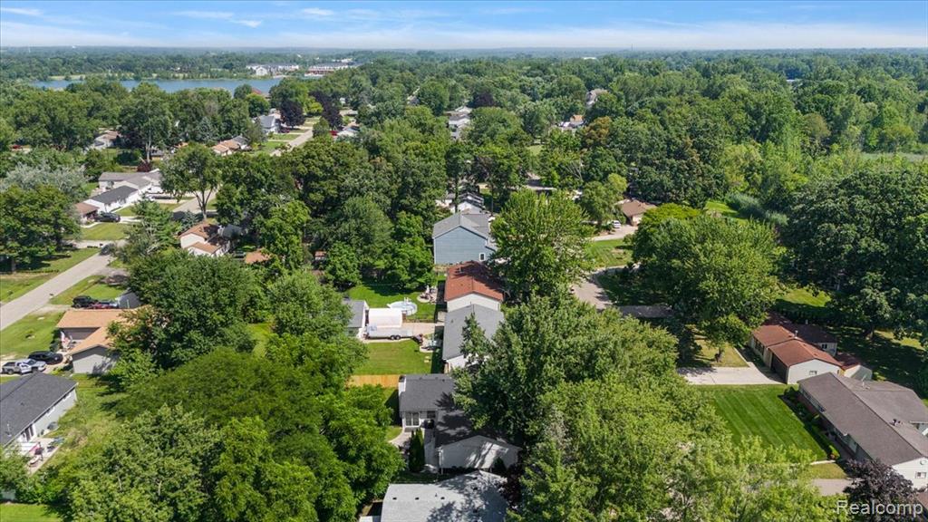 45481 Wakefield Street, Shelby Twp, MI 48317 — Photo 43