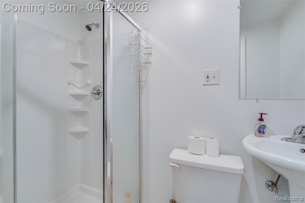 43470 Algonquin Drive, Novi, MI — Photo 42