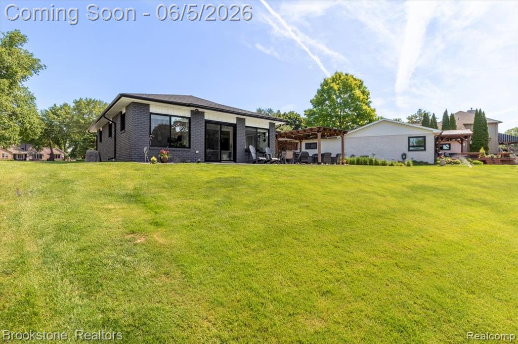 3378 Kingsway Drive, Highland, MI 48356 — Photo 3