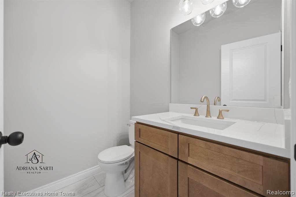 50540 MISTWOOD Drive, Macomb, MI 48042 — Photo 26