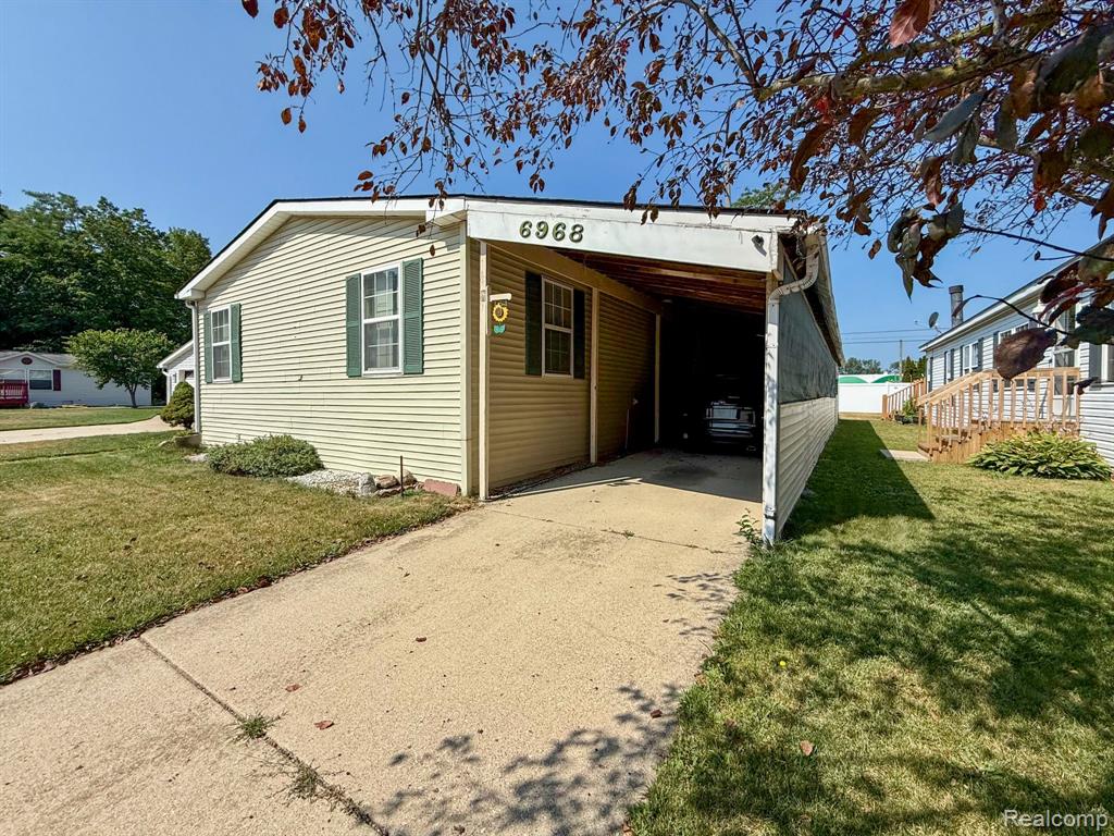 6968 Liberty Lane, Belleville, MI 48111