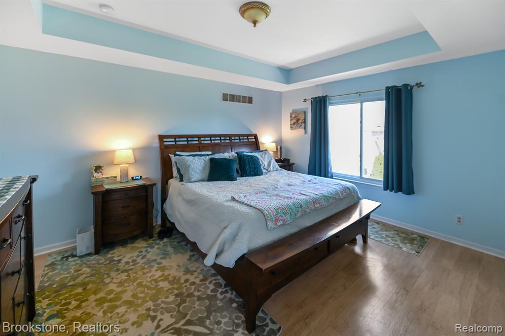 8344 DEER CREEK Court, Grand Blanc, MI 48439 — Photo 15