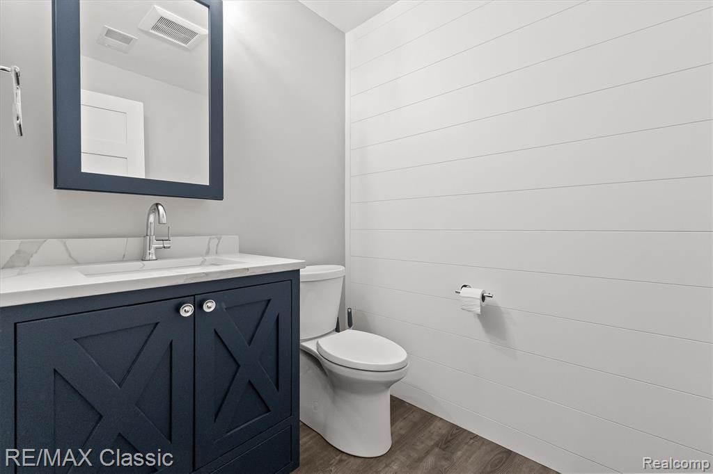 5118 S Shore Drive, Whitehall, MI, 49461