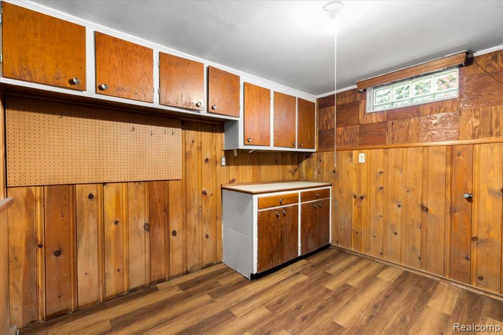 9327 WINSTON, Redford, MI 48239 — Photo 18