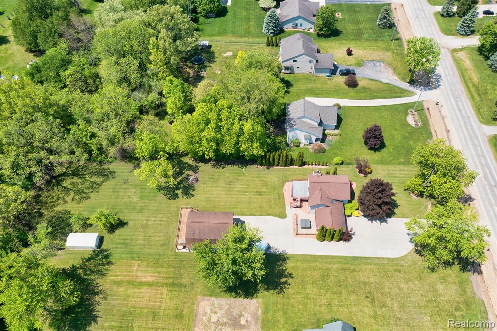 4133 LAHRING Road, Linden, MI 48451 — Photo 48