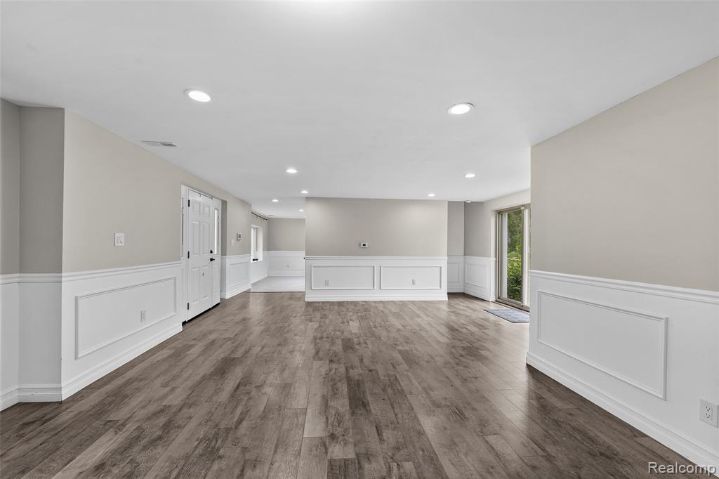 6537 Pardee Road, Taylor, MI 48180 — Photo 7