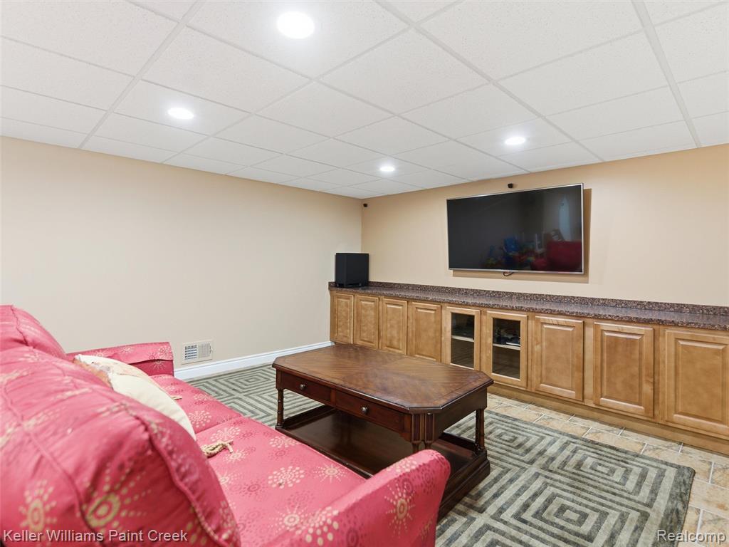 6731 Twickenham, Utica, MI 48317 — Photo 36