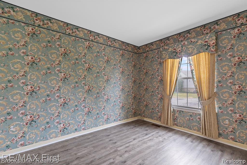 41021 Glenleven Court, Clinton Twp, MI 48038 — Photo 19