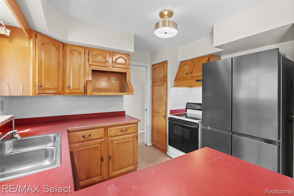 574 Poplar Street, Clio, MI 48420 — Photo 25