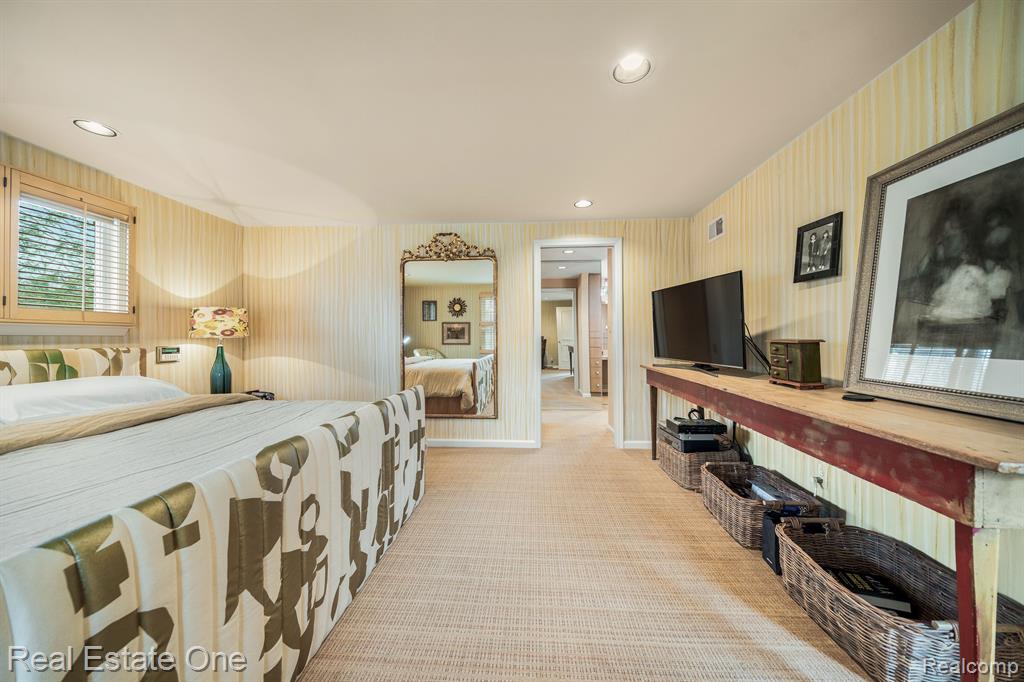 8519 HENDRIE Boulevard, Huntington Woods, MI — Photo 40