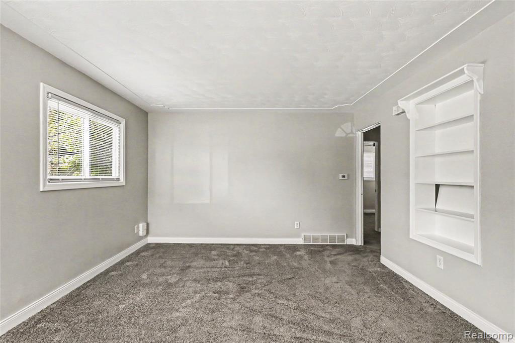 502 Carrier Street, Lansing, MI 48906 — Photo 4