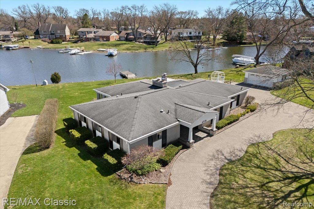4718 SURFWOOD Drive, Commerce Twp, MI 48382 — front exterior