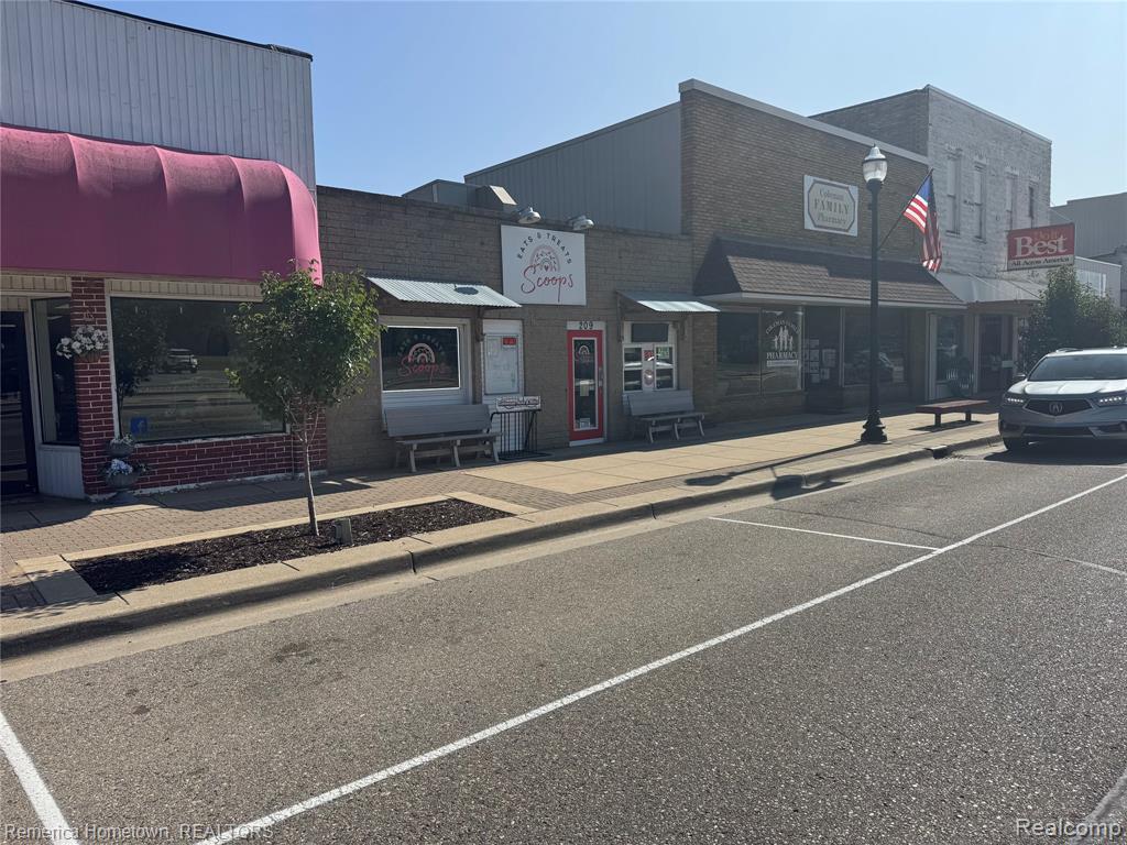 209 E Railway Street, Coleman, MI 48618
