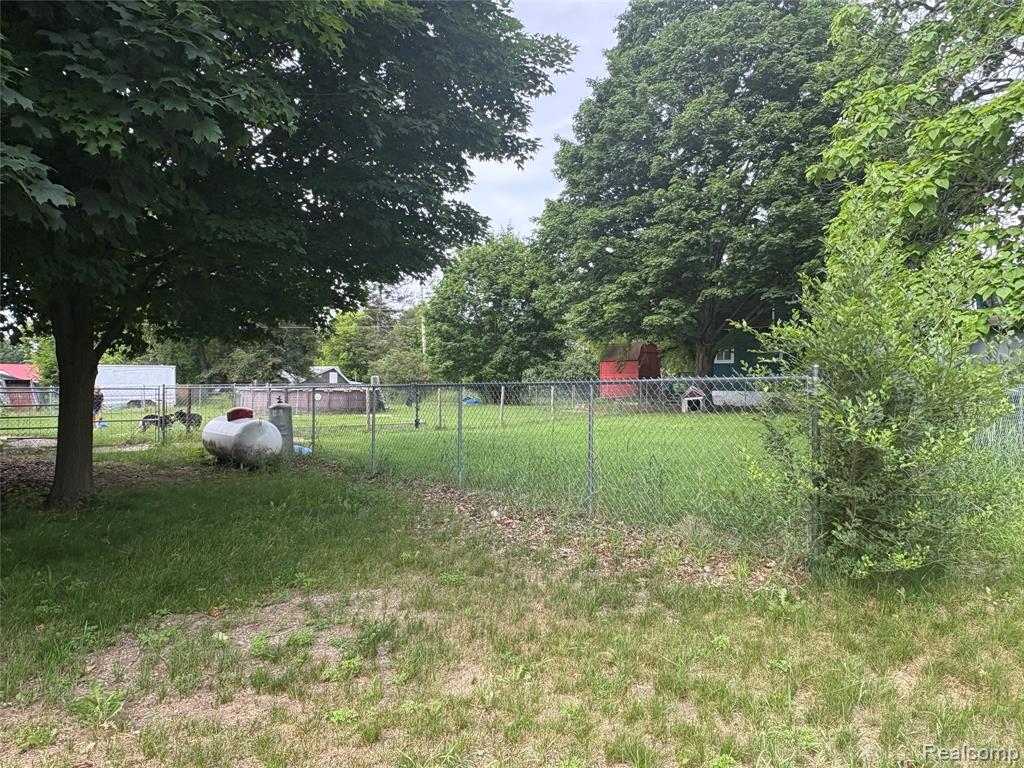 221 Alvin Street, Mesick, MI 49668 — Photo 9