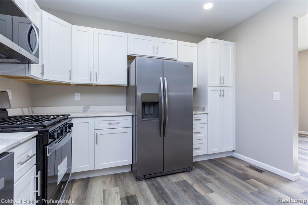 8237 PACKARD Avenue, Warren, MI 48089 — Photo 11