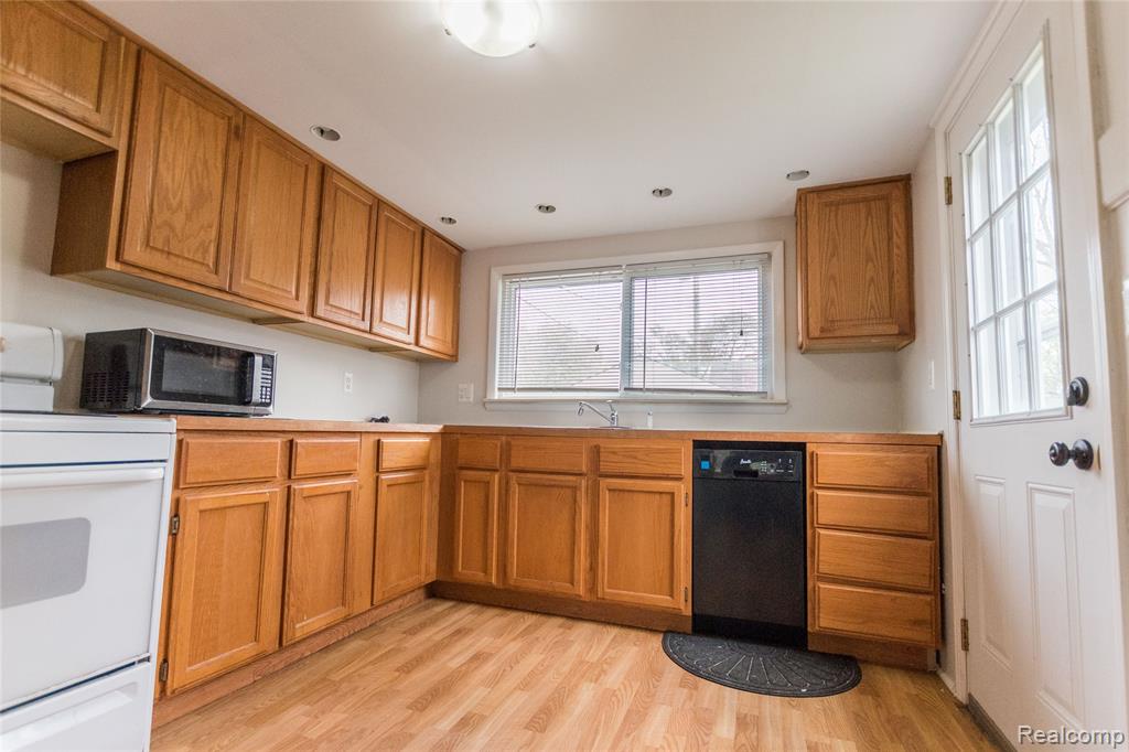 400 Josephine Avenue, Royal Oak, MI 48067 — Photo 2