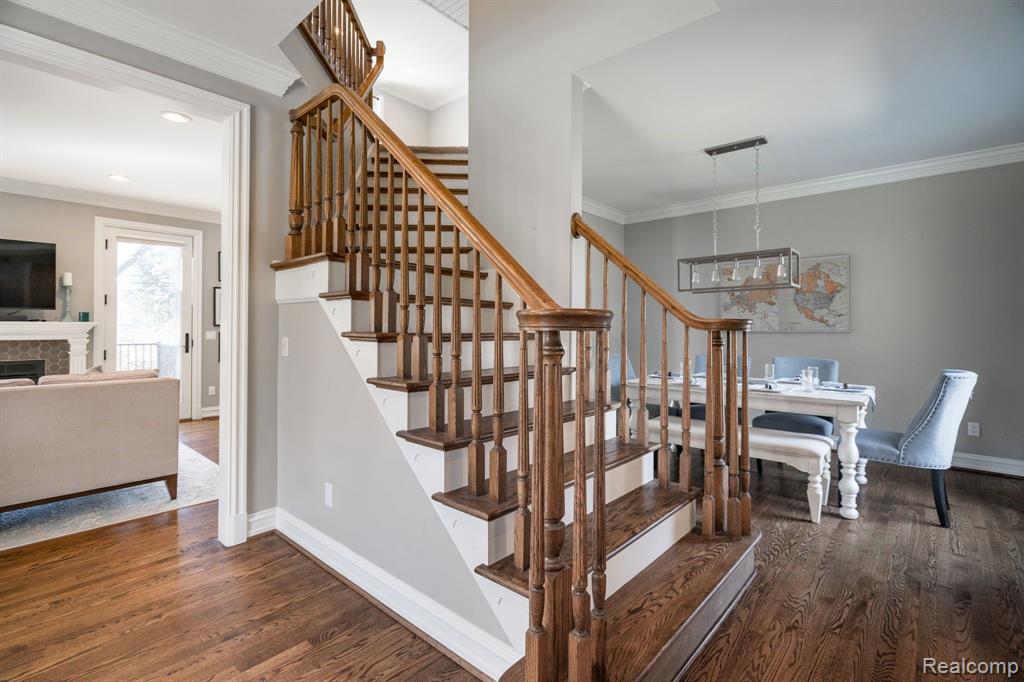 411 CHERRY TREE Lane, Rochester Hills, MI 48306 — Photo 32
