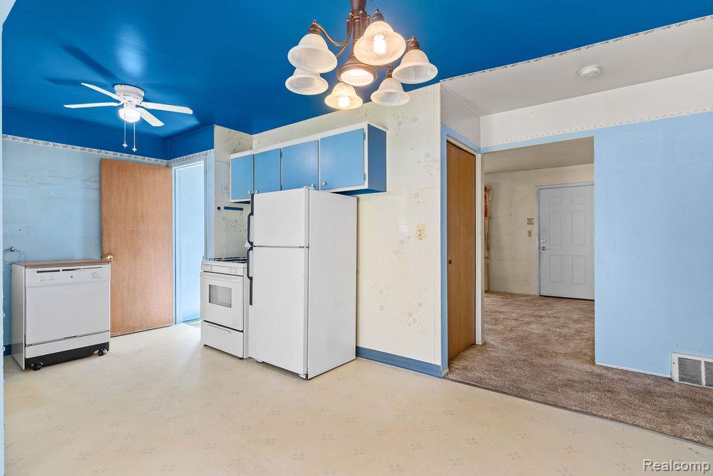 6626 ELMRIDGE Drive, Flint, MI 48505 — Photo 15
