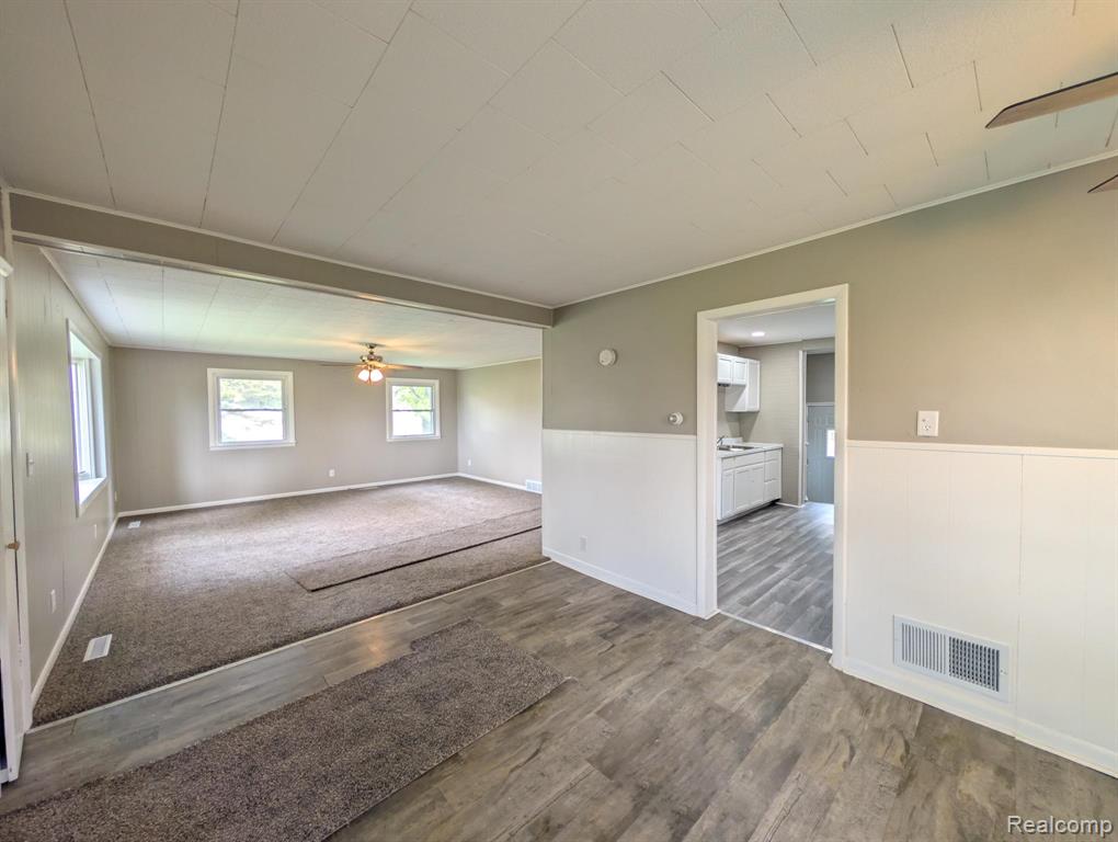 7032 Neff Road, Mount Morris, MI 48458 — Photo 12