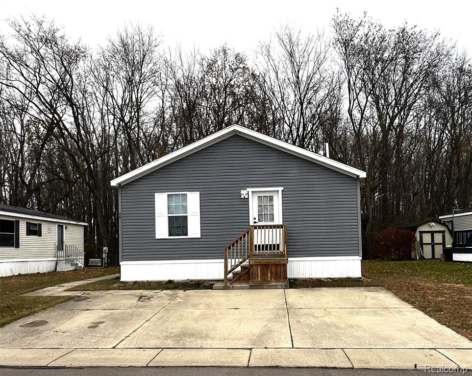 563 Allen #48 Road, Milan, MI 48160 — Photo 3