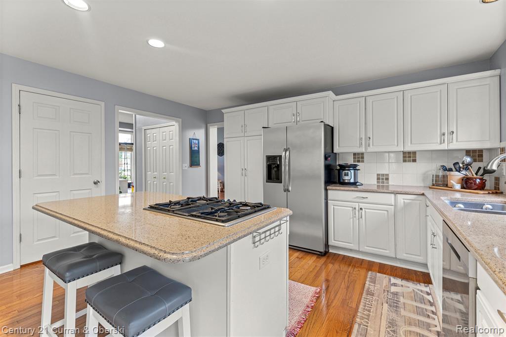 756 Sandalwood Road, Canton, MI 48188 — Photo 9