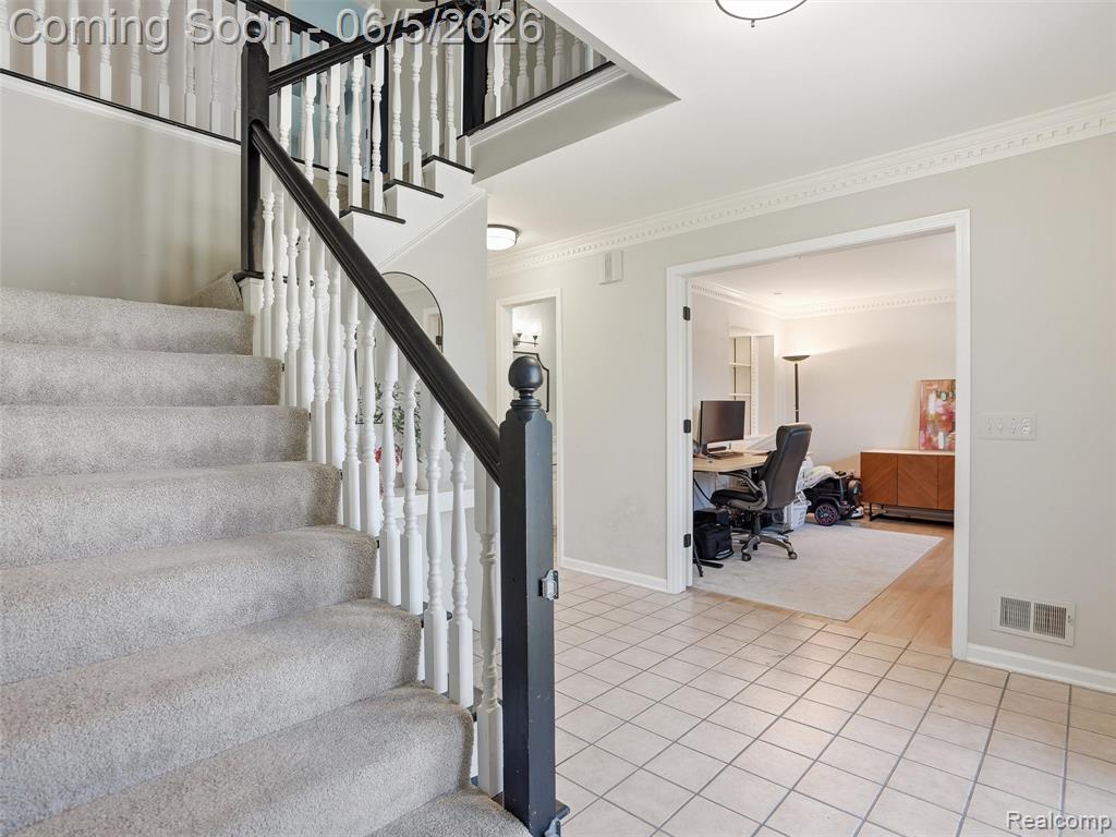 1232 Bradbury Drive, Troy, MI 48098 — Photo 36