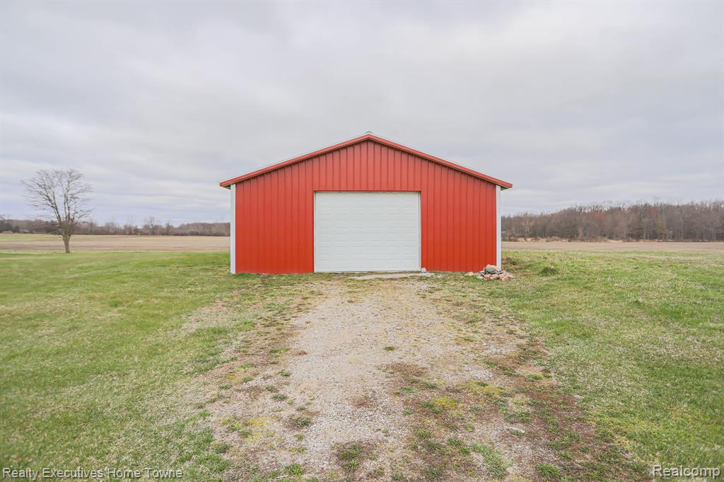 6123 FARGO Road, Greenwood, MI 48006 — Photo 8