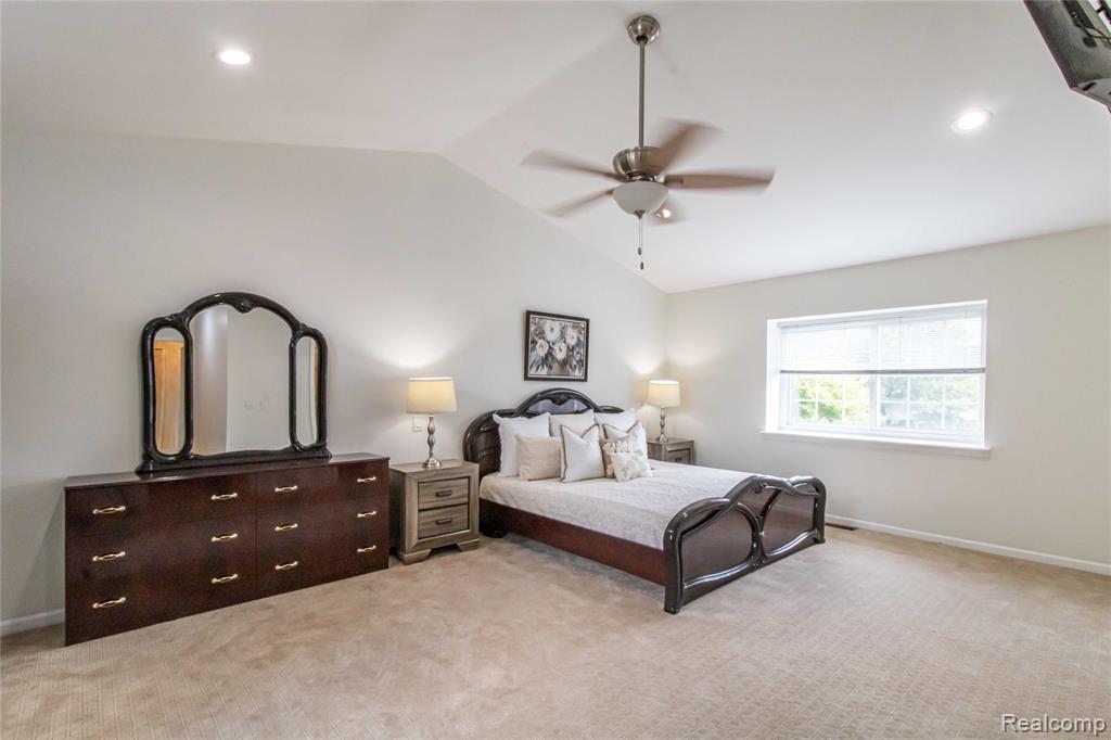 47302 Butler Lane, Novi, MI — Photo 29