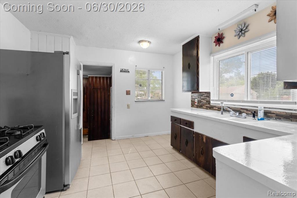 7400 Dolphin, Redford, MI 48239 — Photo 4