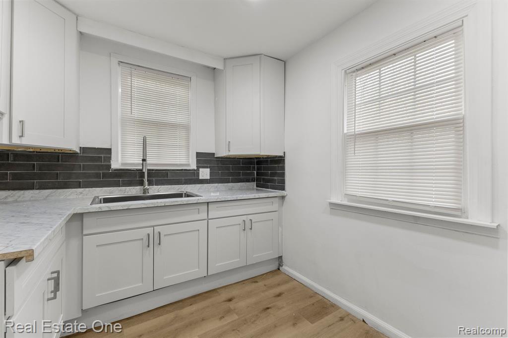 13113 CAMDEN Street, Detroit, MI 48213 — Photo 16