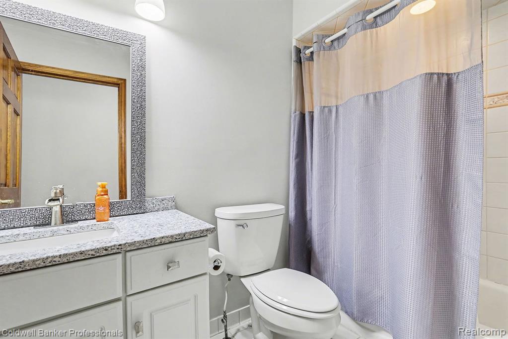 3172 Shadow Brook Lane, Pinckney, MI 48169 — Photo 24