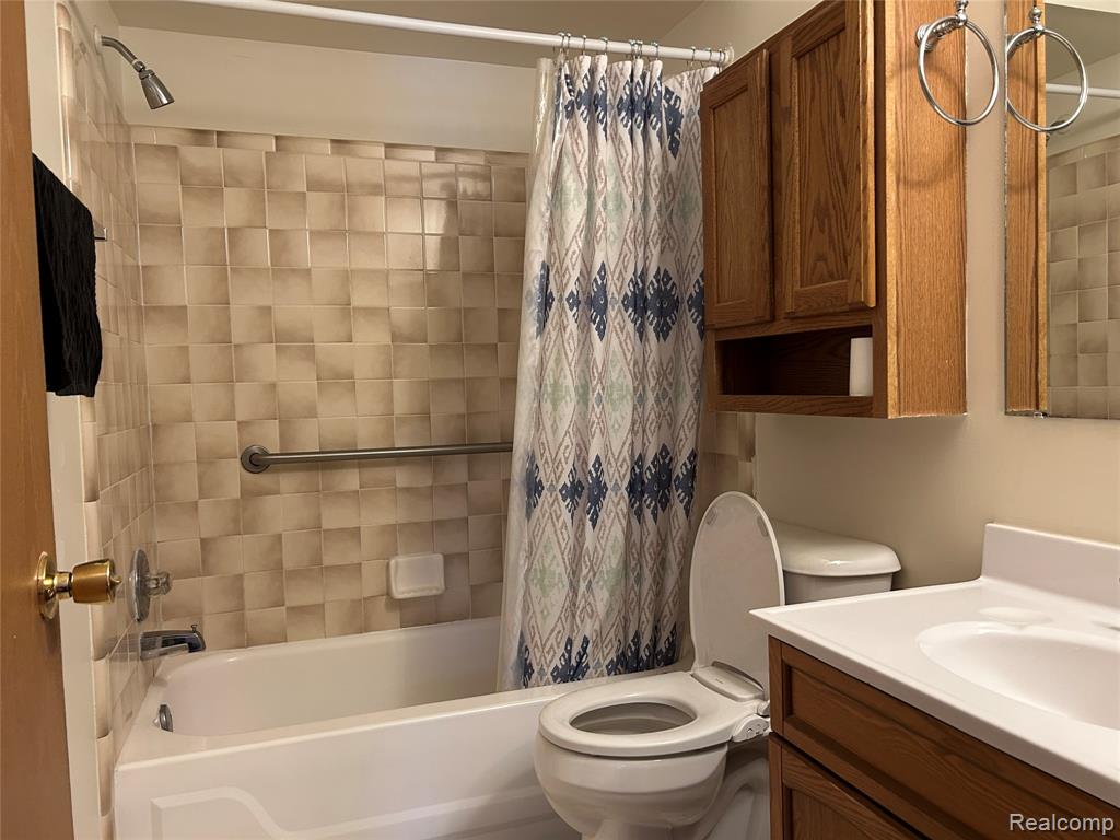 34650 Clarkson Drive W, 43, Fraser, MI 48026 — Photo 13