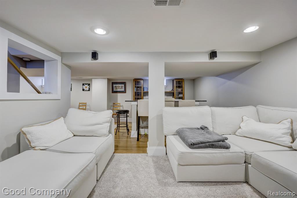 924 Marywood Drive, Royal Oak, MI 48067 — Photo 40