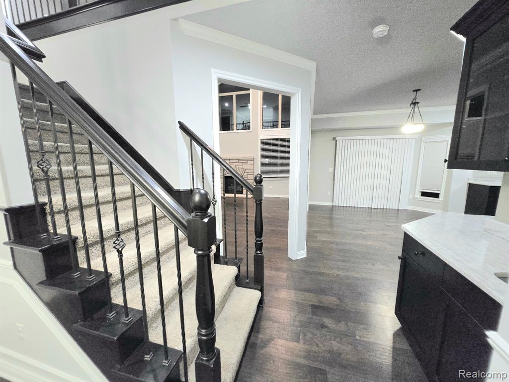 15342 Amberfield Drive, Macomb, MI 48042 — Photo 18