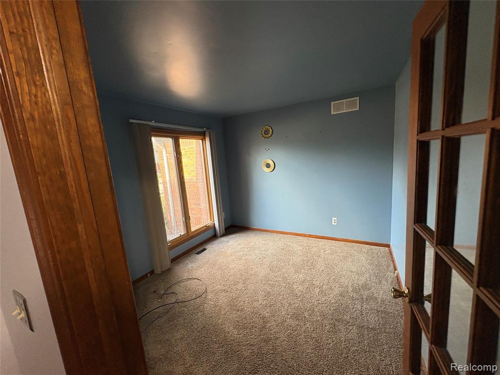 44000 Dunham Court, Clinton Twp, MI 48038 — Photo 18