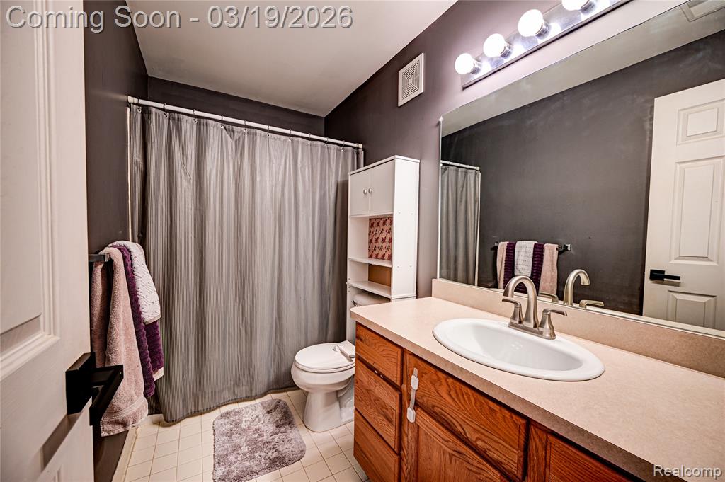 25703 Maritime Circle N, Harrison Township, MI — Photo 28