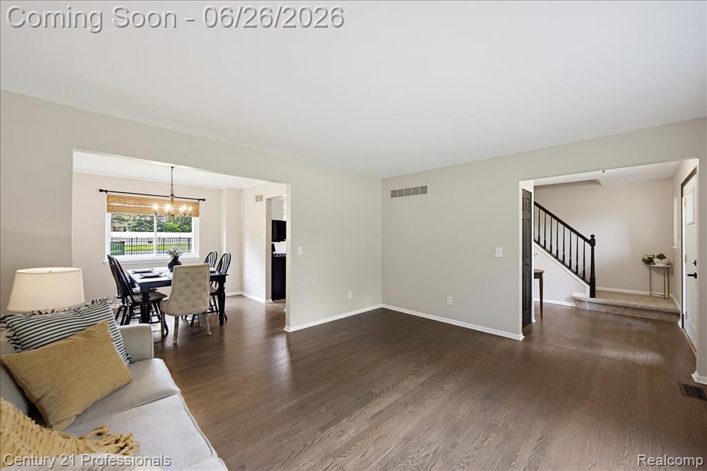 4683 Fox Chase Drive, White Lake, MI 48383 — Photo 15