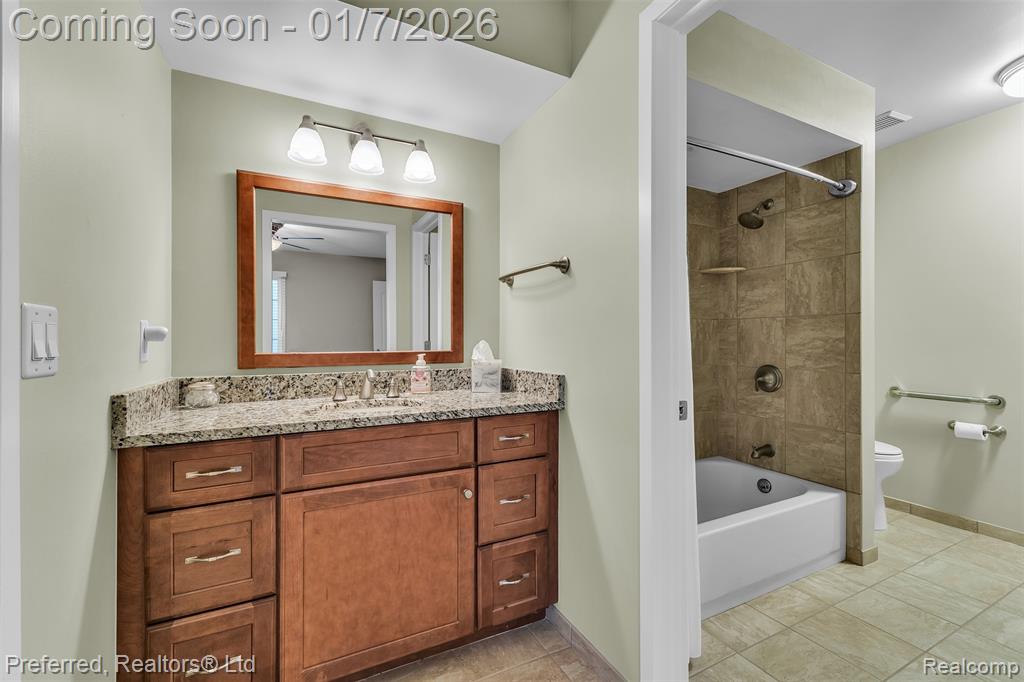 13684 Eaton Drive, Plymouth, MI 48170 — Photo 48